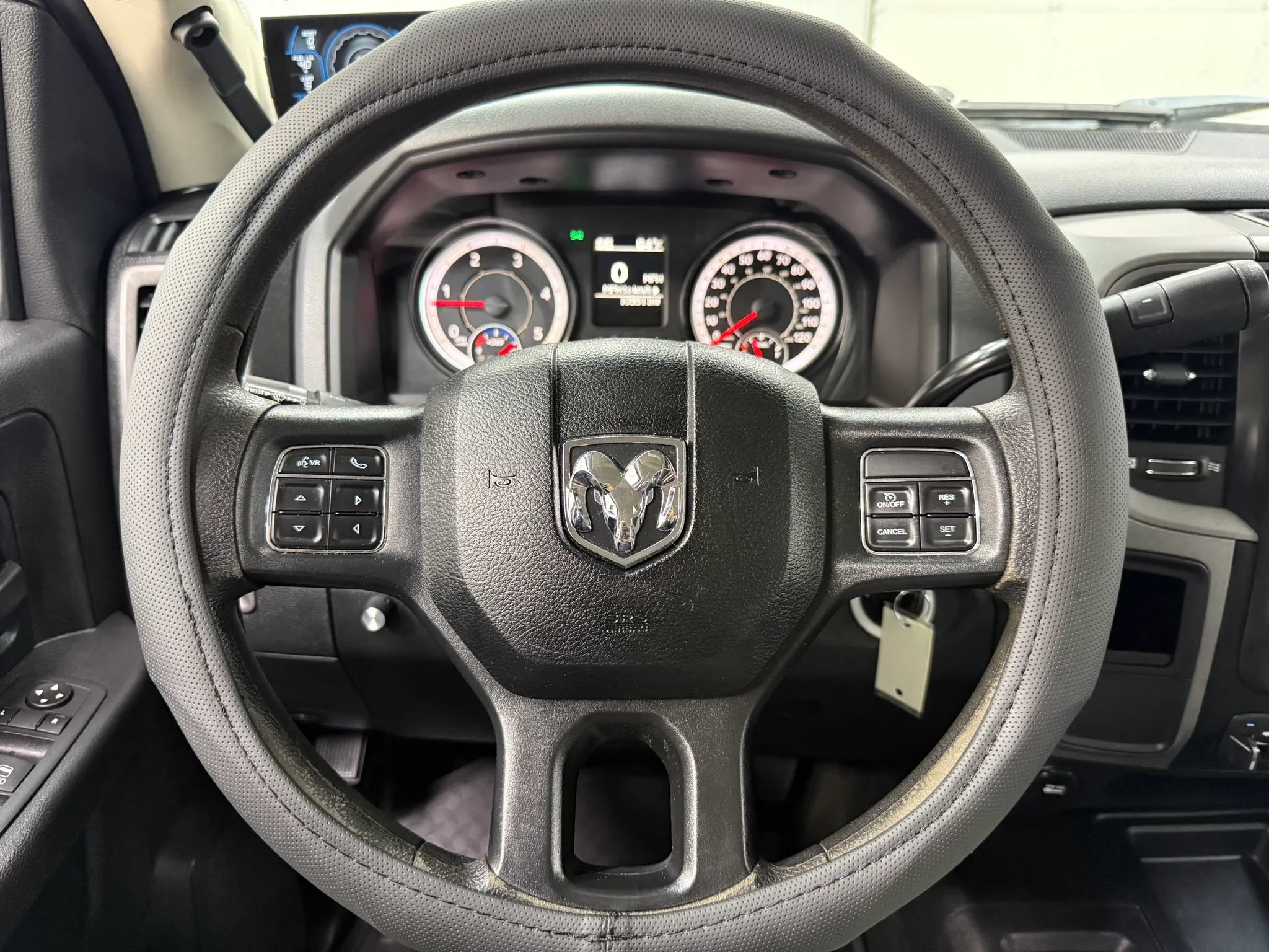 Used 2017 RAM 2500 Tradesman w/ Chrome Appearance Group AWD/4WD image 19