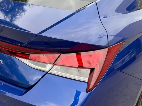 Used 2023 Hyundai Elantra SEL w/ Cargo Package image 24