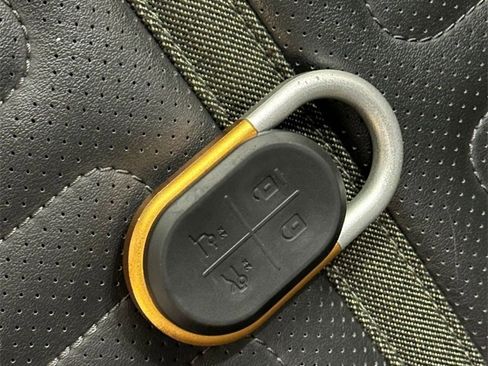 Used 2023 Rivian R1S Launch Edition image 34