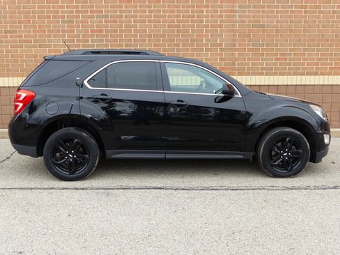 Used 2017 Chevrolet Equinox LT w/ Midnight Edition image 11