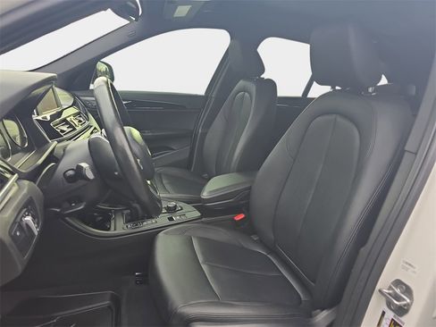 Used 2018 BMW X1 xDrive28i w/ Convenience Package image 19
