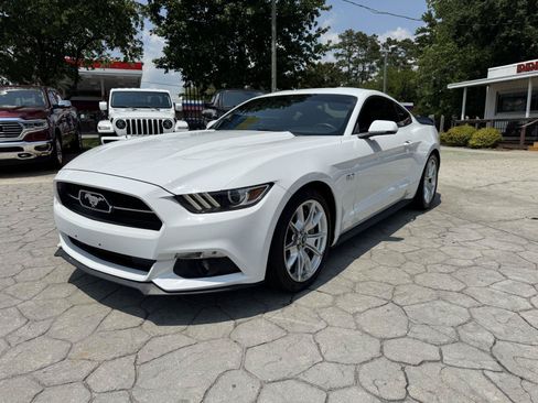 Used 2015 Ford Mustang GT Premium w/ Equipment Group 401A RWD image 7