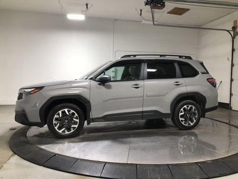 Used 2026 Subaru Forester Premium image 4