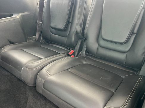 Used 2013 Ford Explorer Sport w/ Class III Trailer Tow Pkg image 12