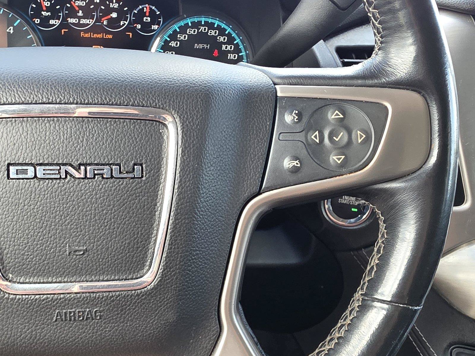 Used 2020 GMC Yukon XL Denali AWD/4WD image 25