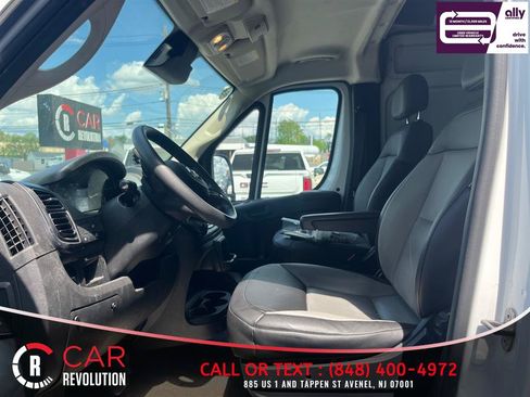 Used 2025 RAM ProMaster 2500 w/ Convenience Group FWD image 9