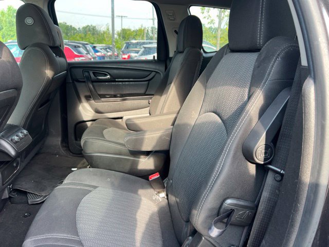 Used 2016 Chevrolet Traverse LT w/ Style and Technology Package FWD image 14