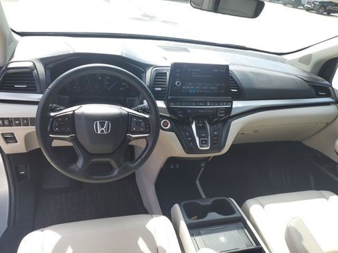 Used 2025 Honda Odyssey EX-L image 16