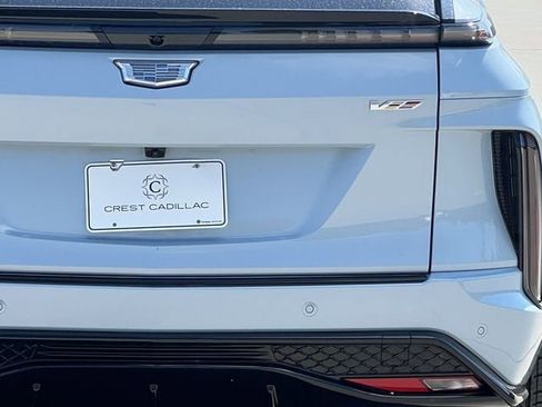 New 2026 Cadillac Lyriq V image 5