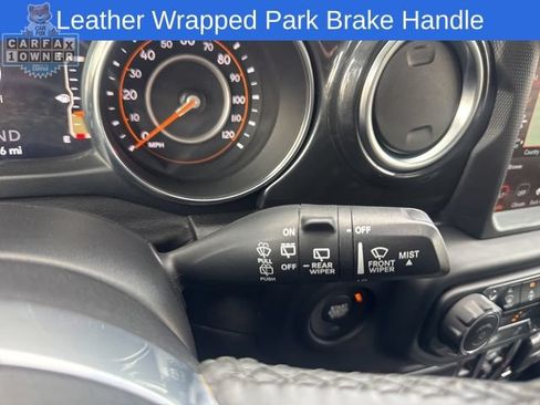 Used 2021 Jeep Wrangler Unlimited Sahara AWD/4WD image 33