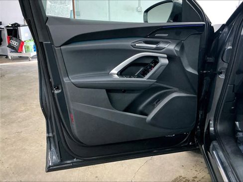 Certified 2025 Audi Q5 Premium Plus w/ Premium Plus image 25