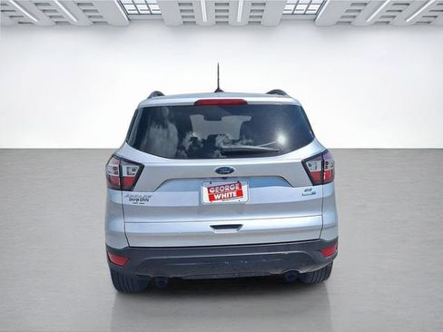 Used 2017 Ford Escape SE w/ Equipment Group 201A AWD/4WD image 5