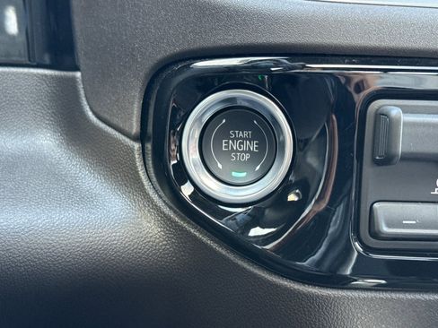 New 2026 GMC Sierra 1500 SLT w/ SLT Premium Package image 25