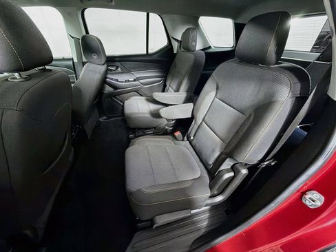 Used 2018 Chevrolet Traverse LT FWD image 23