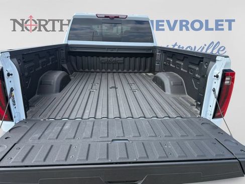 Certified 2026 GMC Sierra 2500 Denali w/ Denali Reserve Package AWD/4WD image 23