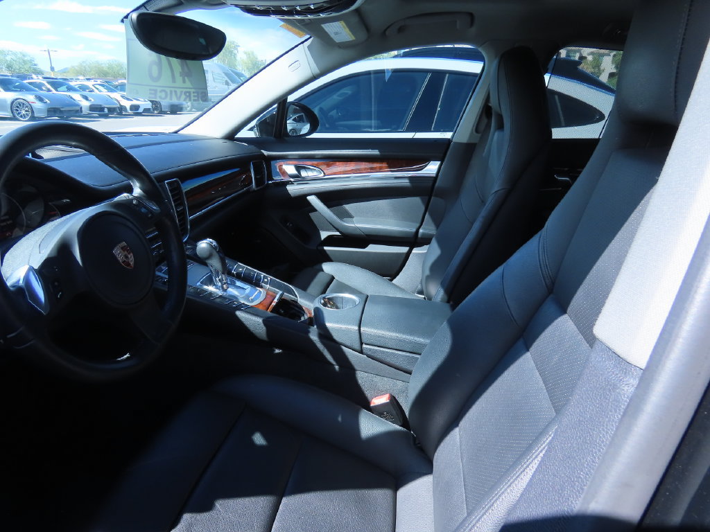 Used 2013 Porsche Panamera RWD image 10