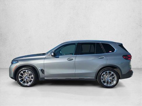 Certified 2026 BMW X5 xDrive40i image 9
