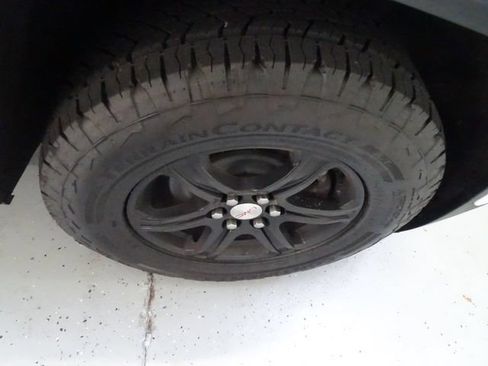 Certified 2023 GMC Acadia AT4 AWD/4WD image 30