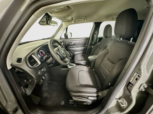 Used 2022 Jeep Renegade Latitude AWD/4WD image 13