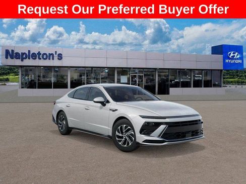 New 2026 Hyundai Sonata Blue FWD image 2