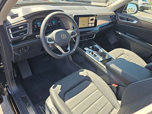 New 2026 Volkswagen Atlas SEL AWD/4WD image 2
