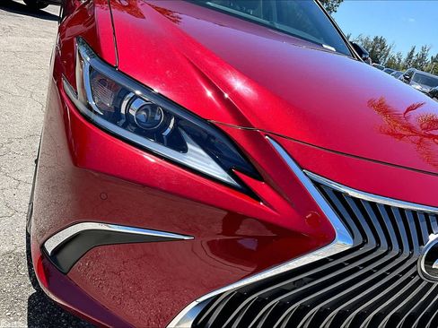 Used 2020 Lexus ES 350 w/ Premium Package image 28