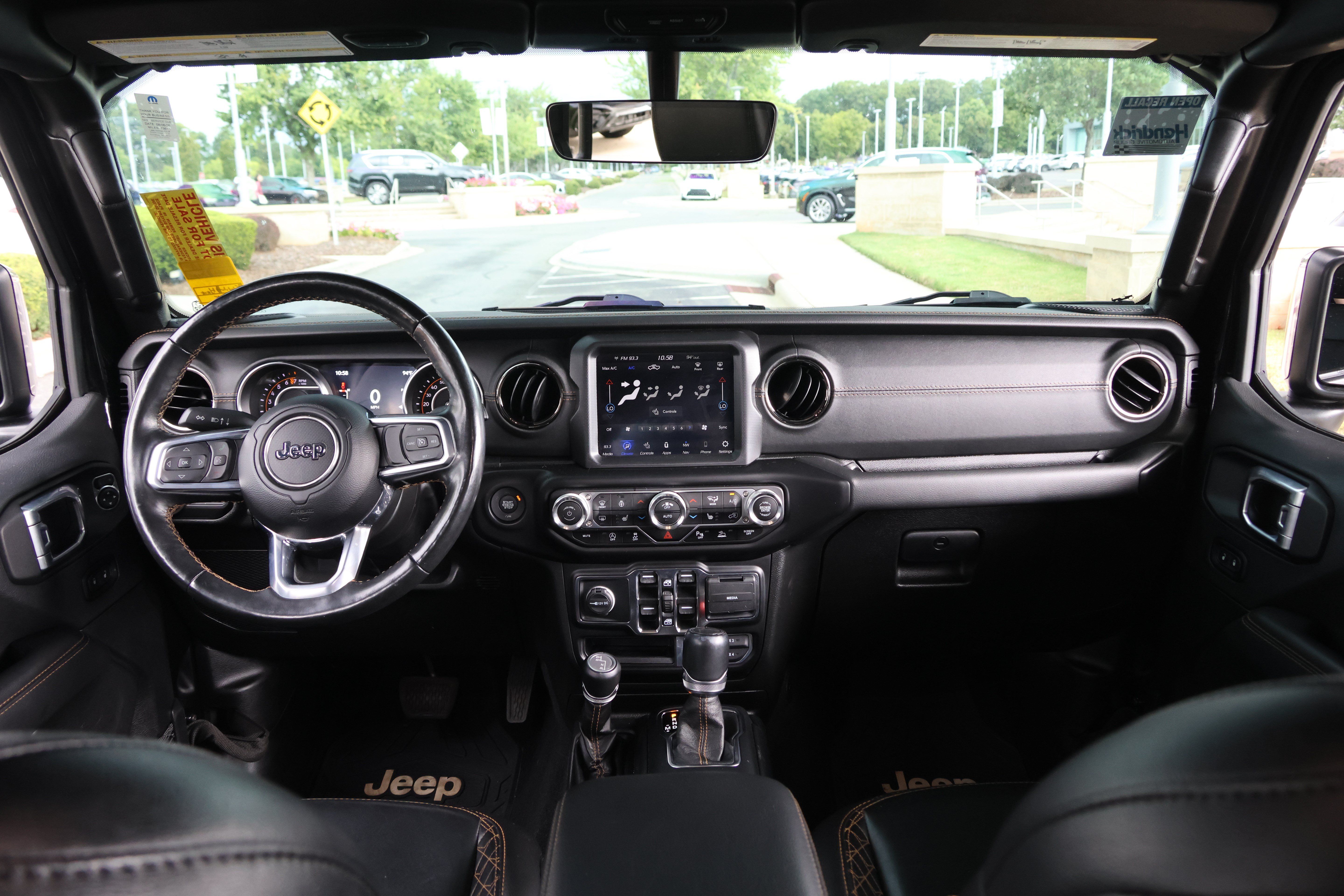 Used 2022 Jeep Gladiator Overland AWD/4WD image 16