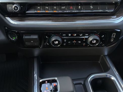 New 2026 Chevrolet Silverado 1500 LT Trail Boss w/ LT Trail Boss Premium Package AWD/4WD image 17