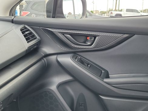 Used 2018 Subaru Crosstrek 2.0i Premium AWD/4WD image 30