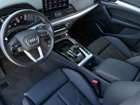 Used 2024 Audi Q5 2.0T Premium w/ Summer of Audi Package image 14