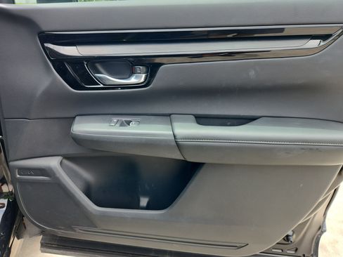 Used 2025 Honda CR-V EX-L image 32