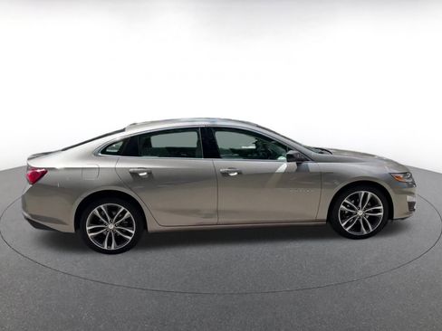 Used 2024 Chevrolet Malibu LT image 16