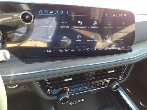 New 2026 Chevrolet Tahoe High Country AWD/4WD image 14