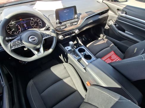 Used 2023 Nissan Altima 2.5 SV FWD image 19