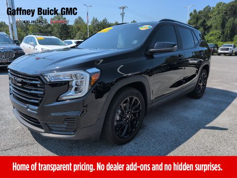 Used 2024 GMC Terrain SLE w/ Driver Convenience Package FWD image 1
