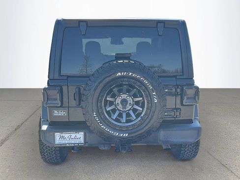 Used 2024 Jeep Wrangler Sport S image 5