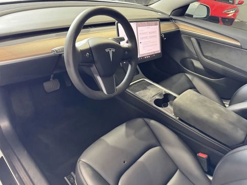Used 2023 Tesla Model 3 Standard Range image 11