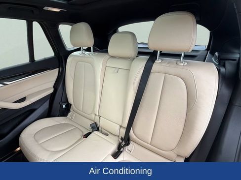 Used 2017 BMW X1 xDrive28i AWD/4WD image 19