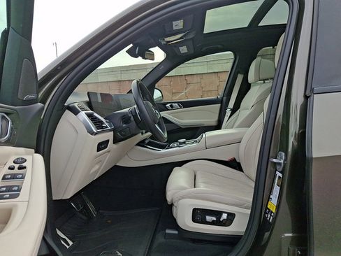 Certified 2024 BMW X5 xDrive40i w/ M Sport Package image 13