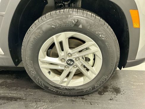 Used 2025 Hyundai Tucson SE image 8