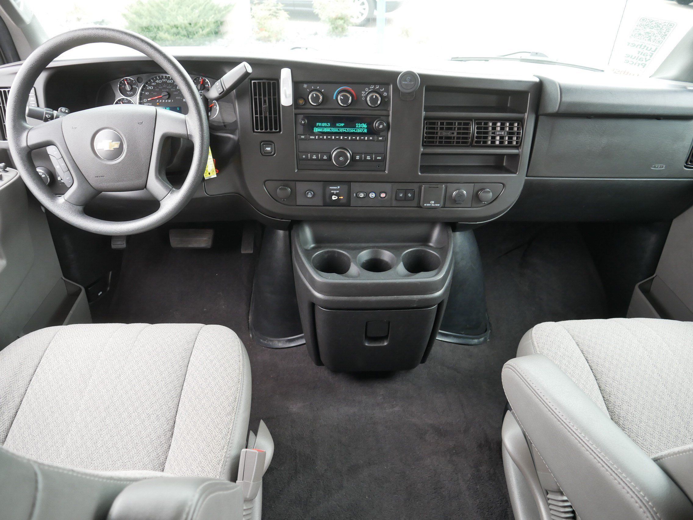Used 2019 Chevrolet Express 3500 LT w/ LT Preferred Equipment Group RWD image 10