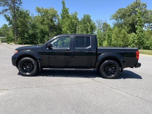 Used 2020 Nissan Frontier SV w/ Midnight Edition Floor Mats RWD image 4
