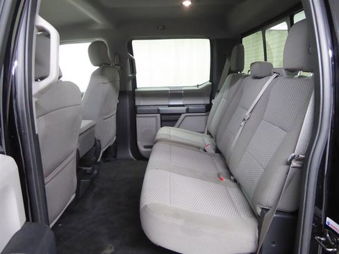 Used 2017 Ford F150 XLT w/ Equipment Group 302A Luxury image 24