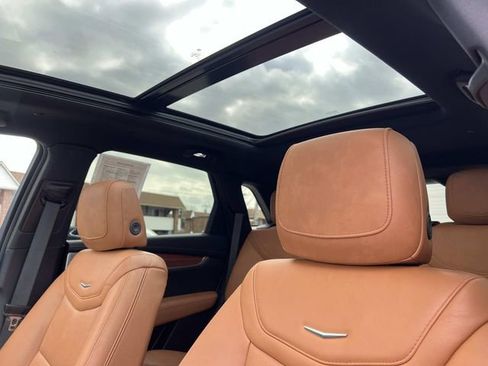 Certified 2024 Cadillac XT5 Premium Luxury w/ Technology Package image 16