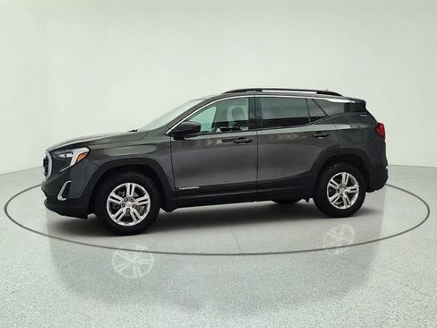Used 2020 GMC Terrain SLE w/ Driver Convenience Package AWD/4WD image 3