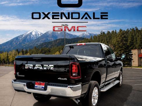 Used 2026 RAM 2500 Big Horn AWD/4WD image 7