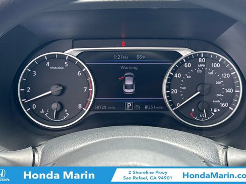 Used 2024 Nissan Sentra SV FWD image 31