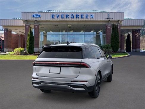 New 2024 Lincoln Nautilus Reserve w/ Equipment Group 203A image 8