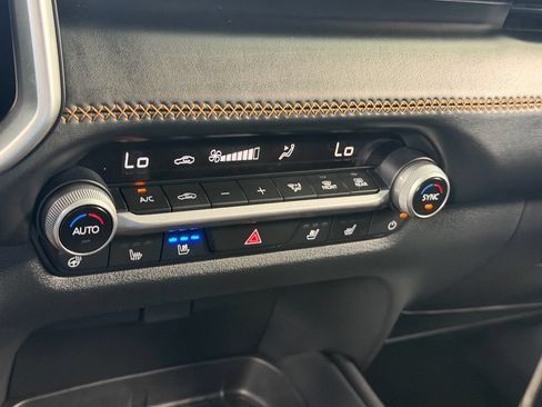 Certified 2025 MAZDA CX-50 AWD 2.5 Turbo w/ Premium Pkg image 18