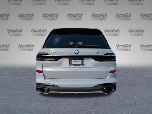 Certified 2023 BMW X7 xDrive40i w/ M Sport Package image 8